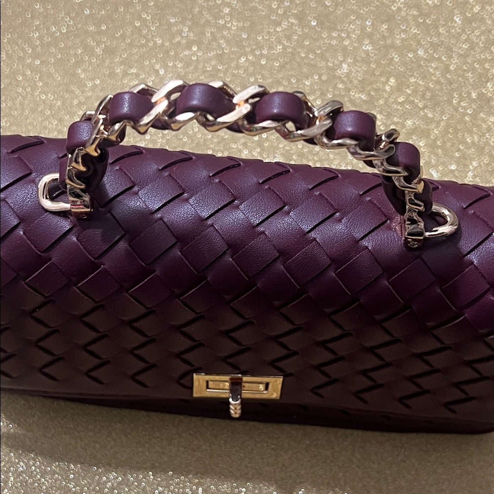 New Elegant Woven Burgundy Clutch and Crossbody - Picture 10 of 17